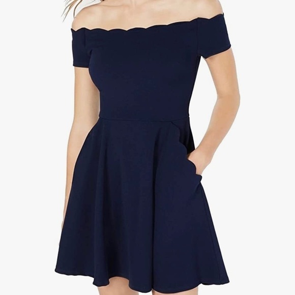 B Darlin Dresses & Skirts - NWT B. Darlin Womens Juniors Scalloped Mini Cocktail and Party Dress